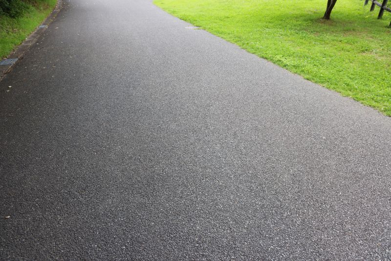 Tar and Chip Driveway Service